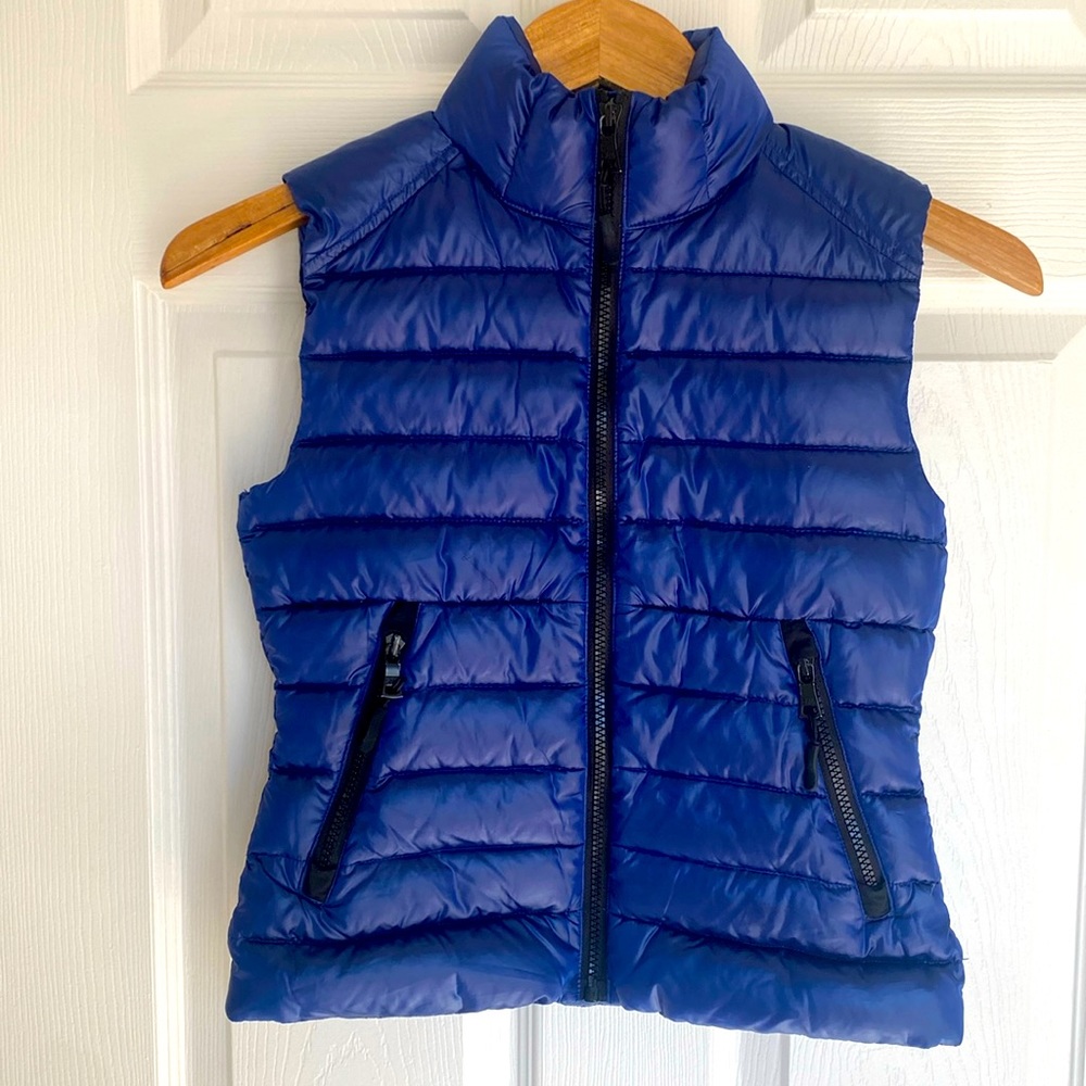 Sam Vest size 10